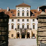 Elegant Castle Escape Near Austria Top Thermes * Aurolzmunster