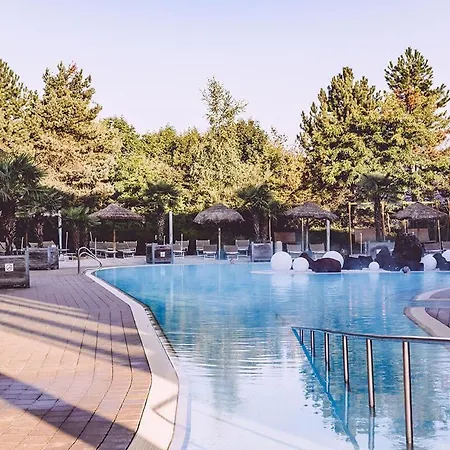 Elegant Castle Escape Near Austria Top Thermes Apartamento *