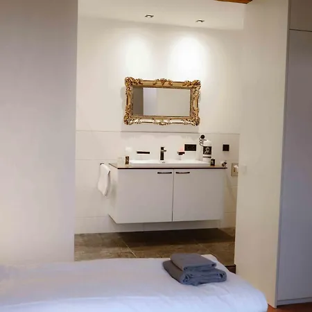 Elegant Castle Escape Near Austria Top Thermes Apartment *
