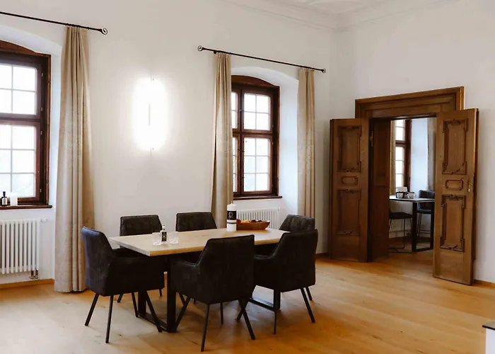 Elegant Castle Escape Near Austria Top Thermes