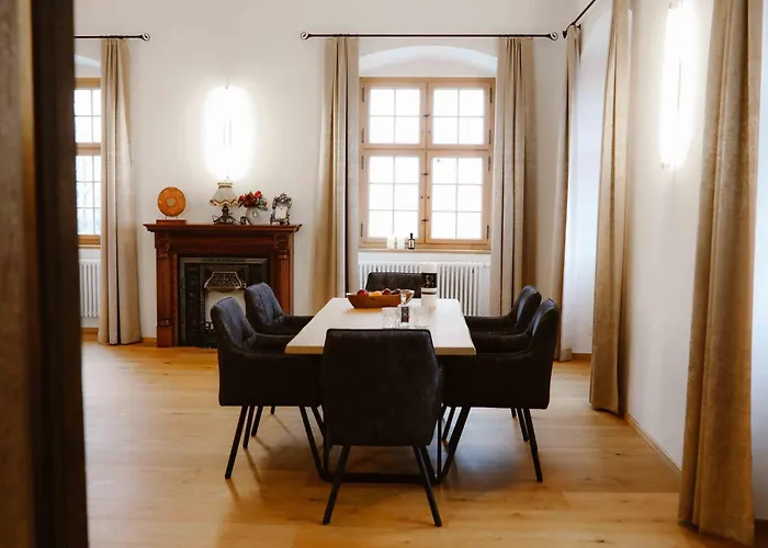 Lejlighed Elegant Castle Escape Near Austria Top Thermes