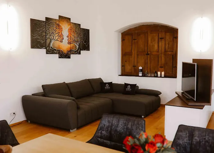 Elegant Castle Escape Near Austria Top Thermes