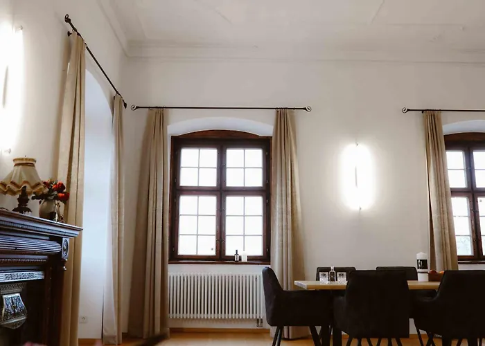 Elegant Castle Escape Near Austria Top Thermes