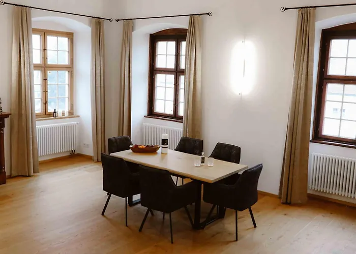 Apartment Elegant Castle Escape Near Austria Top Thermes