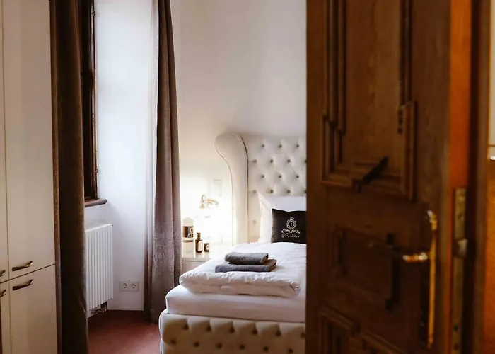 Elegant Castle Escape Near Austria Top Thermes Aurolzmunster